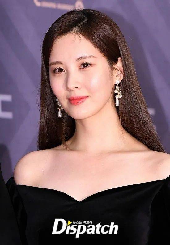 徐賢最新圖片，展現(xiàn)變化、學(xué)習(xí)與自信的力量