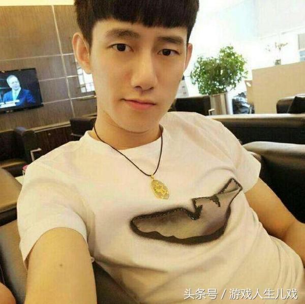 阿哲最新動態(tài)揭秘，探索前沿，潮流引領(lǐng)者