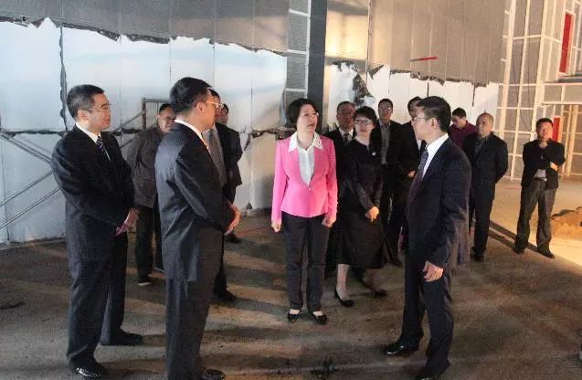 運(yùn)動(dòng)場(chǎng)館燈具 第326頁(yè)