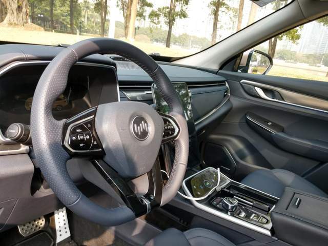 2024今晚澳門(mén)開(kāi)特馬現(xiàn)場(chǎng),全面實(shí)施策略設(shè)計(jì)_CQF83.316榮耀版