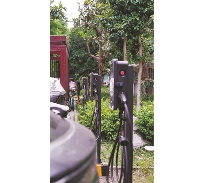 新能源汽車(chē)最新動(dòng)態(tài)報(bào)道，掌握最新資訊