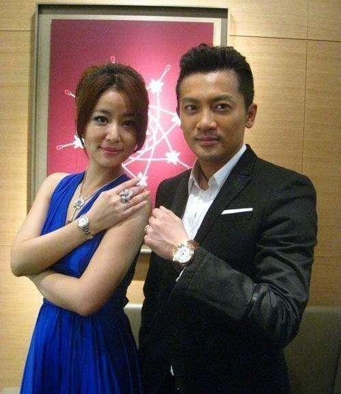 蘇有朋女友最新動(dòng)態(tài)曝光，甜蜜戀情再添新篇章???