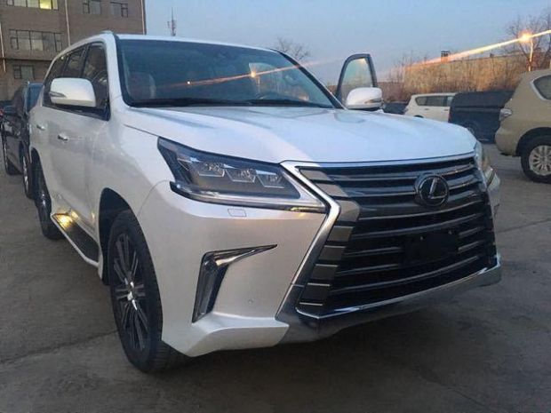 雷克薩斯270最新報價，時代標桿豪華轎車之選