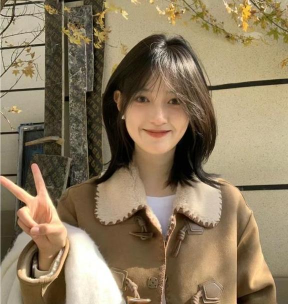 科技與時尚融合，2024年最新流行發(fā)型展望