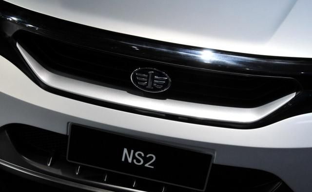 夏利NS2最新動態(tài)揭秘，小巷中的隱藏瑰寶