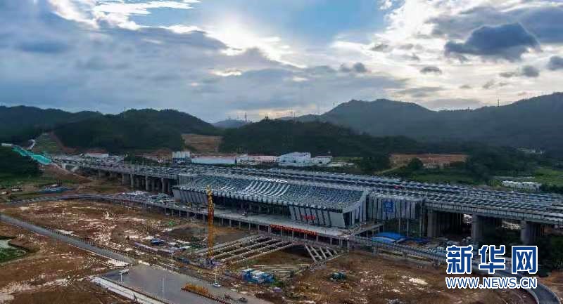 贛深高鐵施工進展、挑戰(zhàn)全方位解讀，最新消息速遞