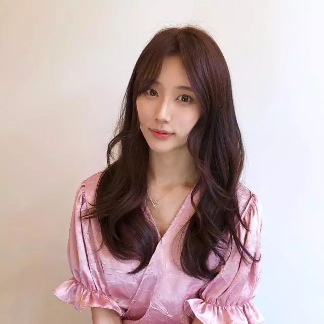 2024中長發(fā)最新發(fā)型女，指南與步驟詳解，打造時尚發(fā)型！