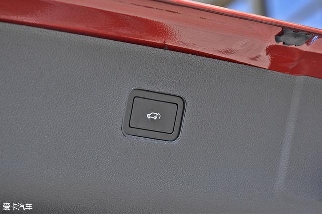 最新比速T5試駕體驗(yàn)，駕馭變化，自信與學(xué)習(xí)同行視頻