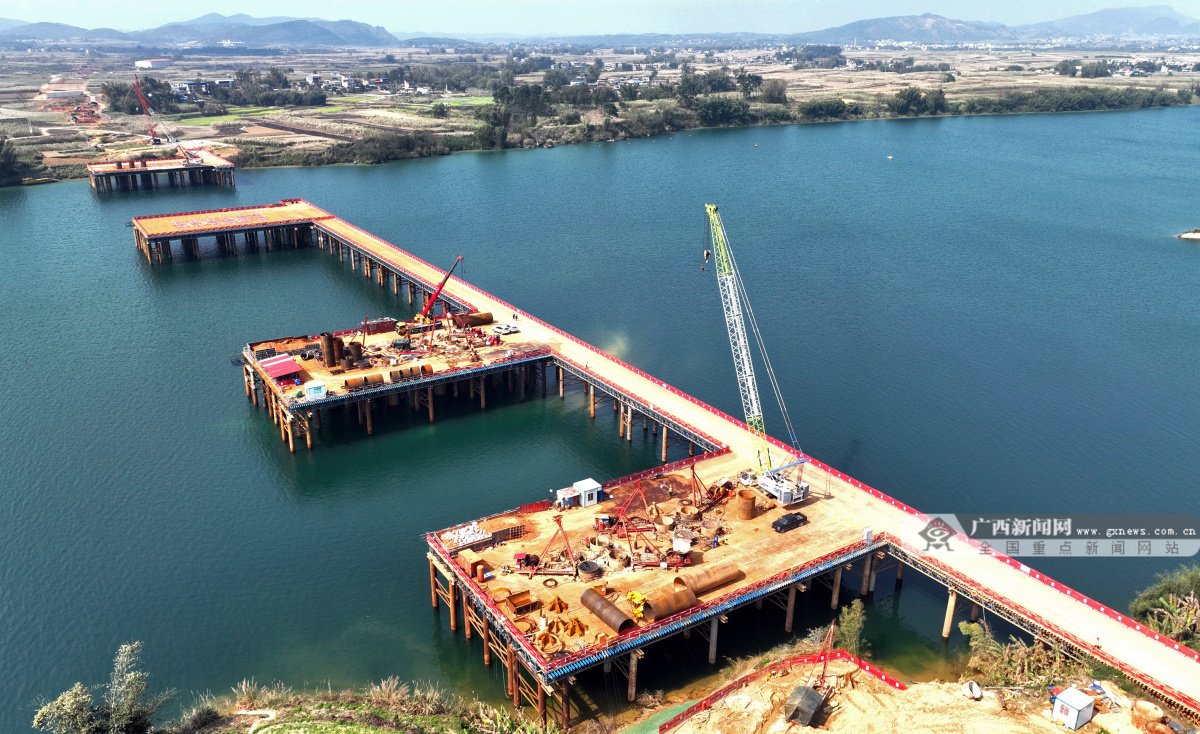 二塘大橋最新動態(tài)，7月自然美景探索之旅的心靈覺醒