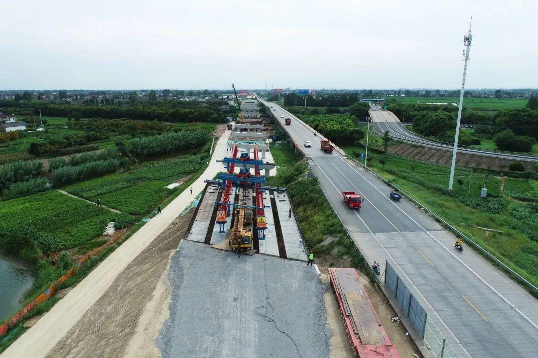 架橋機最新操作指南，一步步教你完成架橋任務(wù)全攻略