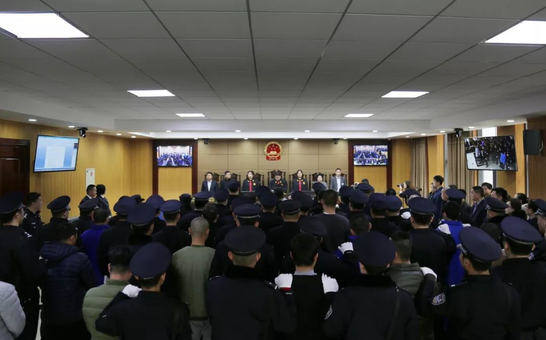 閆現(xiàn)攀最新動態(tài)，探索前沿科技，引領(lǐng)未來發(fā)展