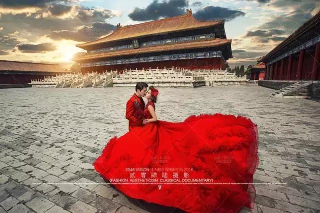 時代背景下的影像藝術(shù)探索，最新外景拍照風(fēng)格揭秘