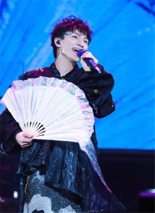 火花最新歌曲，自然美景之旅，探尋內(nèi)心的平和寧?kù)o