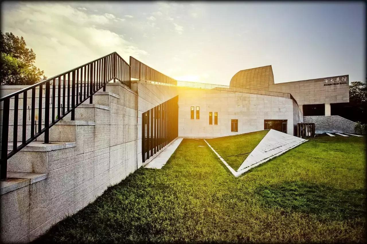 世界最新排名高校，科技巨擘的搖籃，未來教育革新之旅