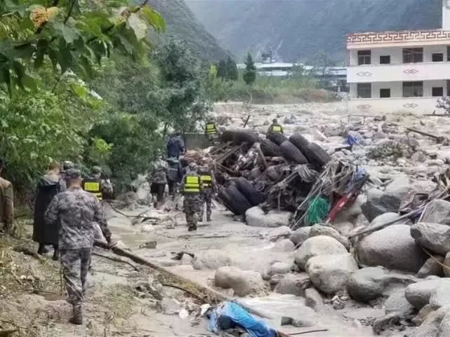 ??紅蟲災(zāi)害來襲，守護(hù)家園，行動刻不容緩！