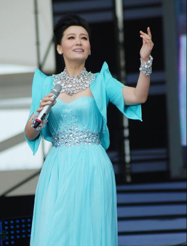 譚晶的最新,譚晶的最新動(dòng)態(tài)，音樂旅程的新篇章