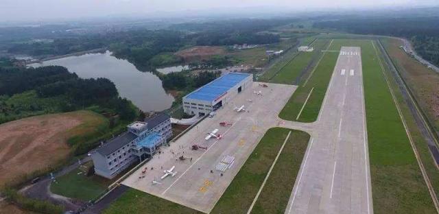 肥東通用機(jī)場最新動態(tài)，探索自然美景，尋覓內(nèi)心平和之旅