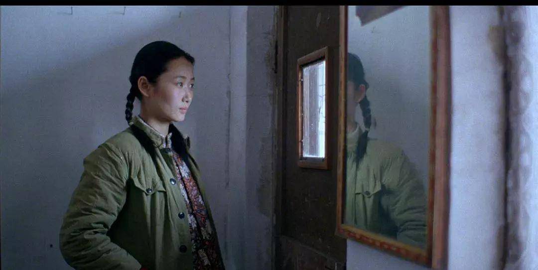 演員任逍遙，舞臺與銀幕的魅力人生探索