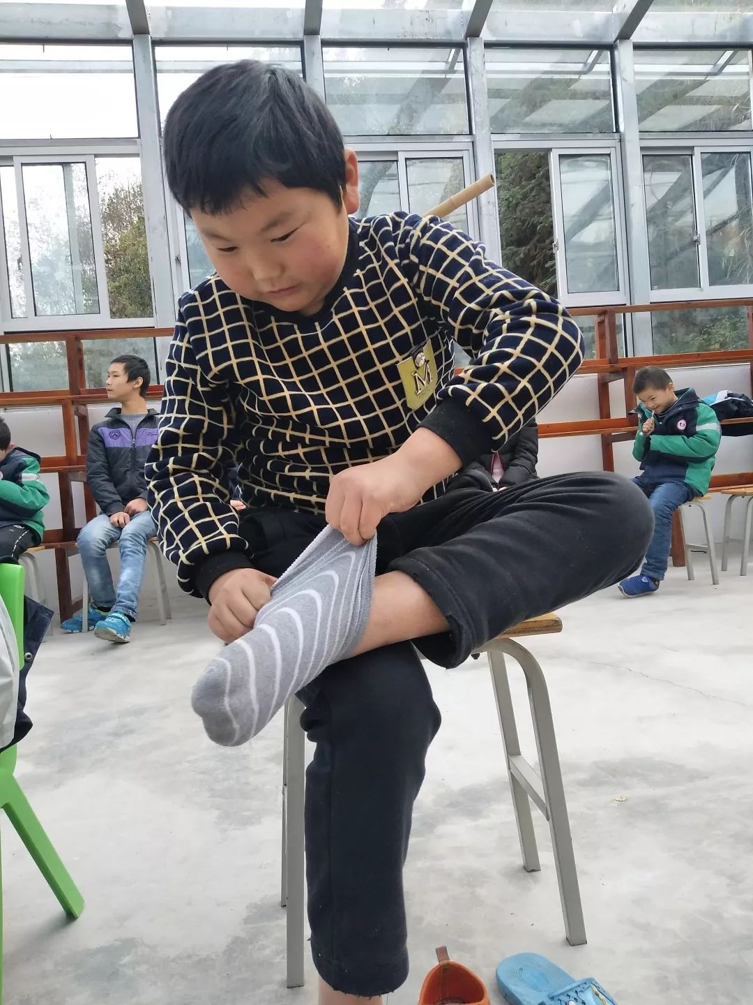 穿襪子比賽，心靈與自然的競技之旅