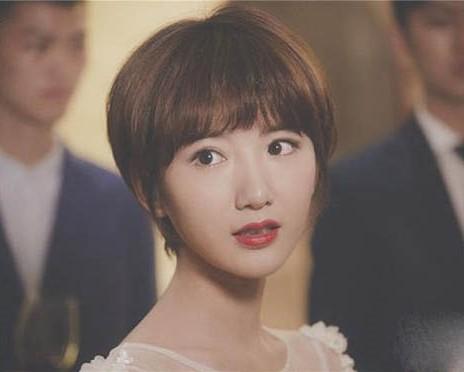 最新網(wǎng)紅短發(fā)造型詳解，時尚短發(fā)打造步驟指南與照片參考