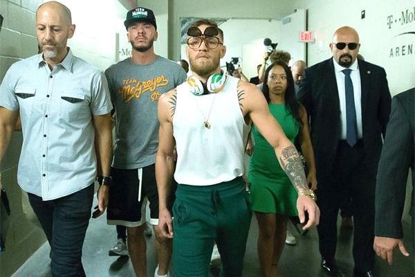 麥格雷戈最新賽事集錦，體育盛宴的激情瞬間！