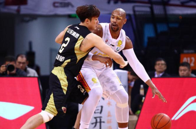 遼寧與山東激烈對決，比賽前瞻與關(guān)鍵看點(diǎn)分析