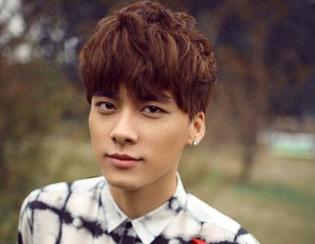 李易峰，熒屏風(fēng)云人生與溫暖友情的電視劇全紀(jì)錄