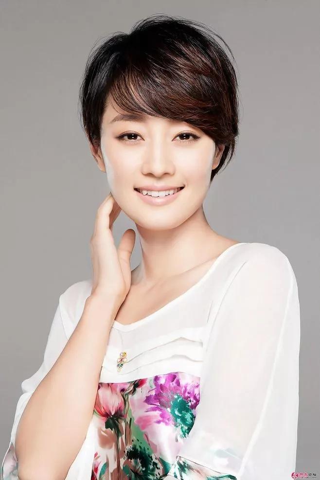 十大女明星傳奇星途，閃耀人生的傳奇故事