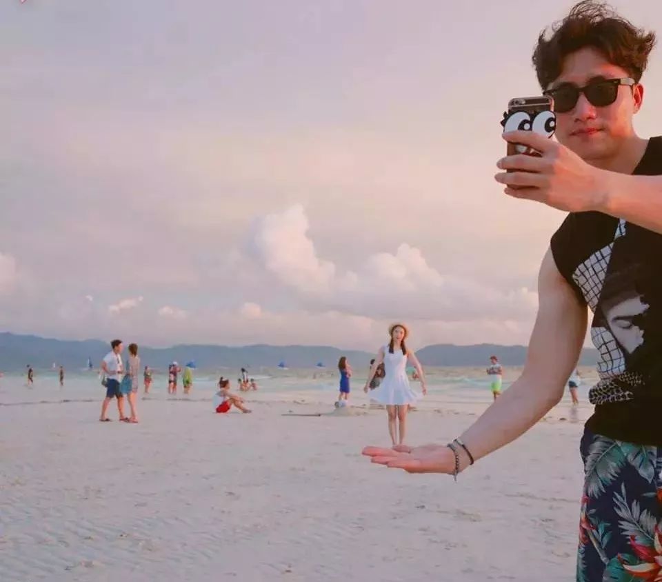 定格甜蜜時光，旅行情侶照記錄時代愛情印記