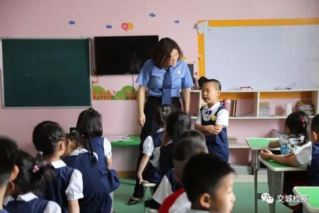 最新東方時事解讀，自然美景背后的探索之旅