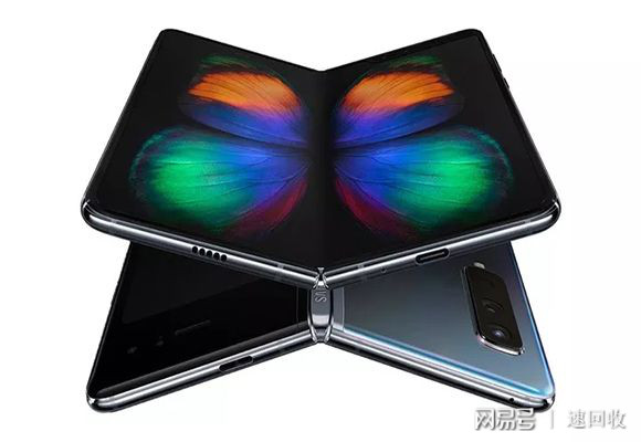 折疊手機全面指南，上市時間及最新動態(tài)揭秘