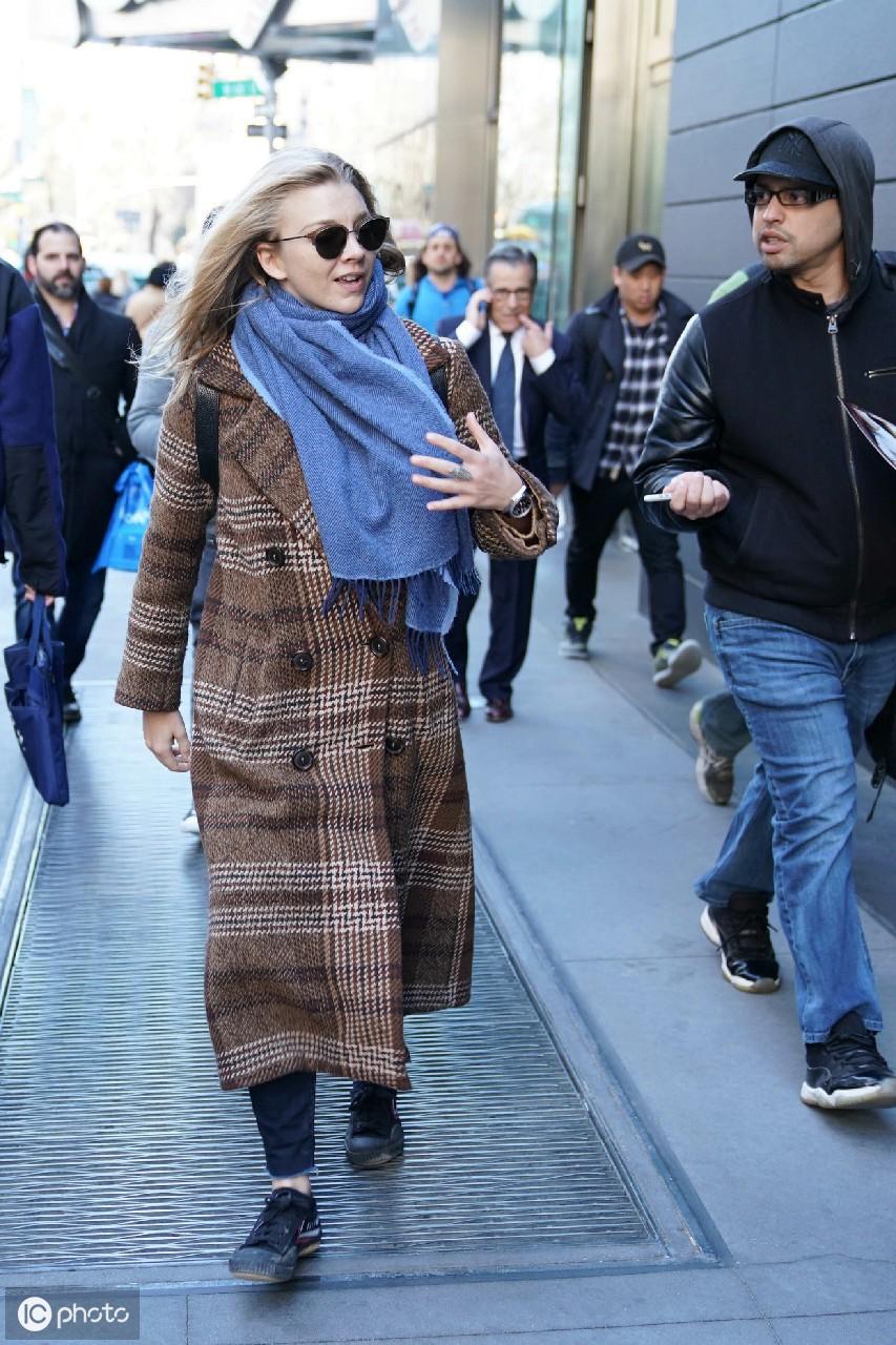 老演員舒適，演藝界的璀璨明珠，傳奇人生閃耀舞臺?