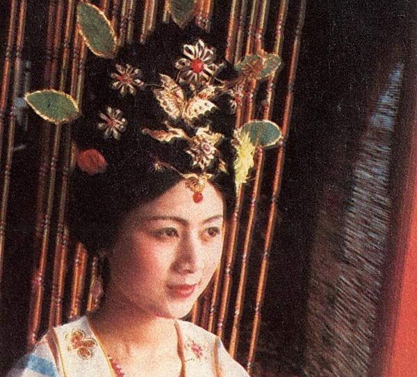 演員馬蘭圖片集，展現(xiàn)風(fēng)采的劇照欣賞