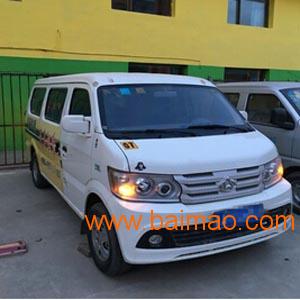 西寧包車價格行情探秘，小巷獨特之旅的包車費用解析