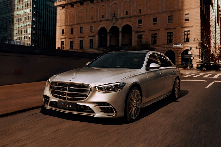 奔馳新款車型圖集，與自然美景的邂逅之旅