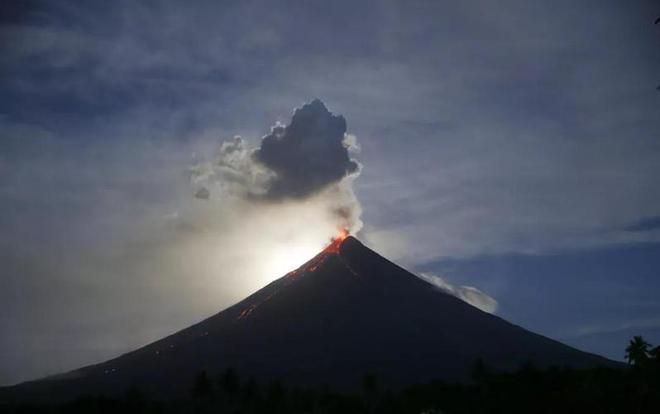 富士山火山動(dòng)態(tài)更新，追尋內(nèi)心平靜的旅行之旅