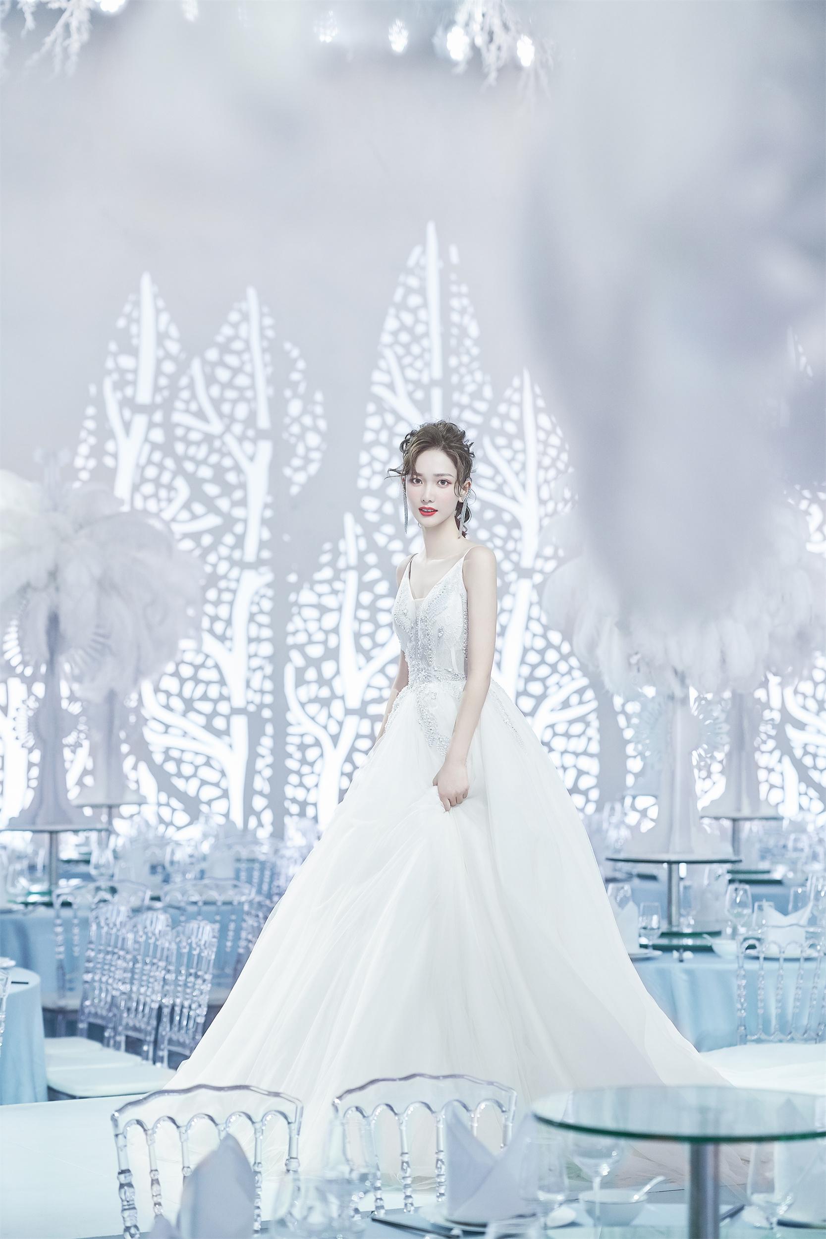 婚慶主持人最新祝福語(yǔ)與探索自然美景之旅，尋找內(nèi)心的平和寧?kù)o