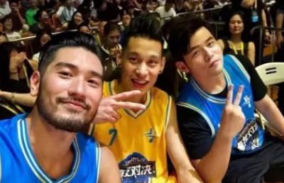 五個字的女明星，娛樂圈的璀璨之星聚焦