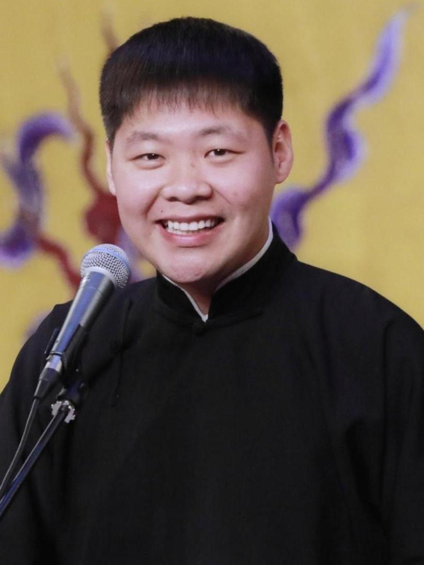 相聲演員鶴，傳承與創(chuàng)新的藝術(shù)人生之旅