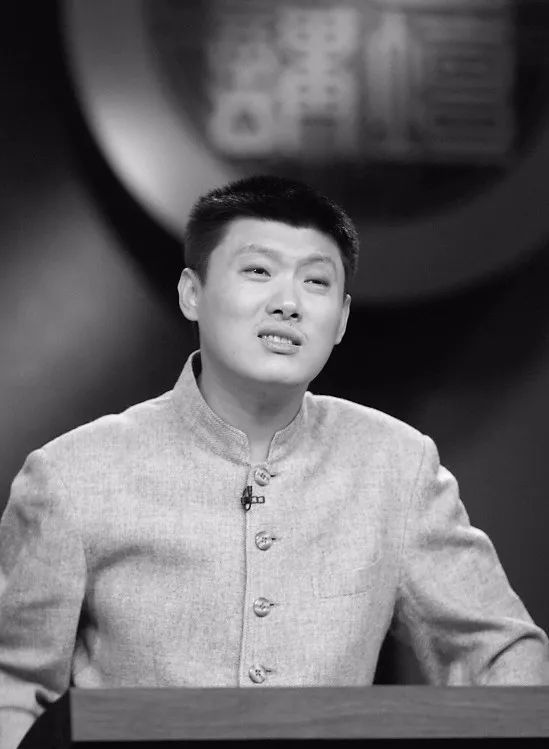 袁騰飛日常趣事與友情的溫馨紐帶，最新分享揭秘他的世界