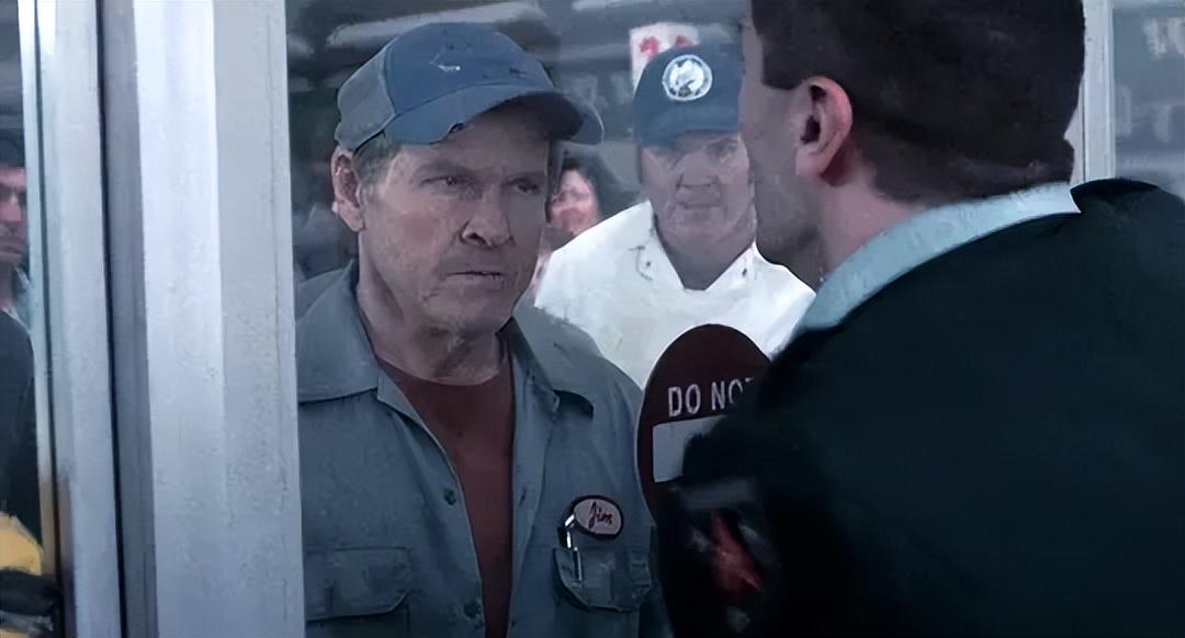 迷霧世界最新探索，自信閃耀，揭開未知面紗