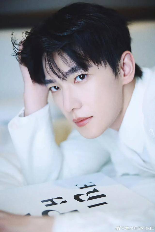 楊洋最新圖片大全，偶像魅力的多維解讀與展現(xiàn)