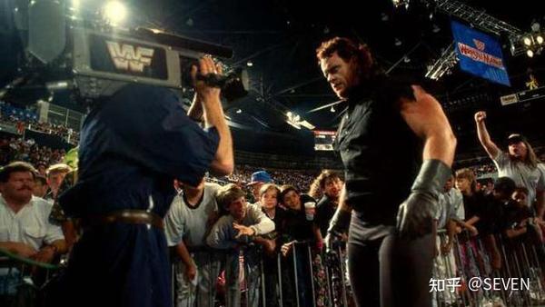 WWE送葬者賽場(chǎng)傳奇再現(xiàn)，最新比賽精彩紛呈