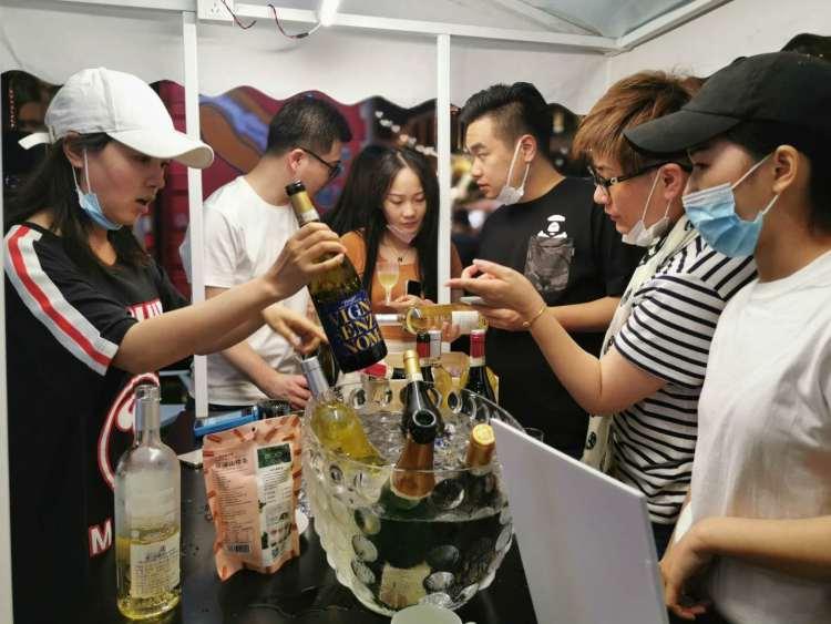 捕魚達(dá)人2最新版，小巷神秘寶藏探索與特色小店奇妙之旅