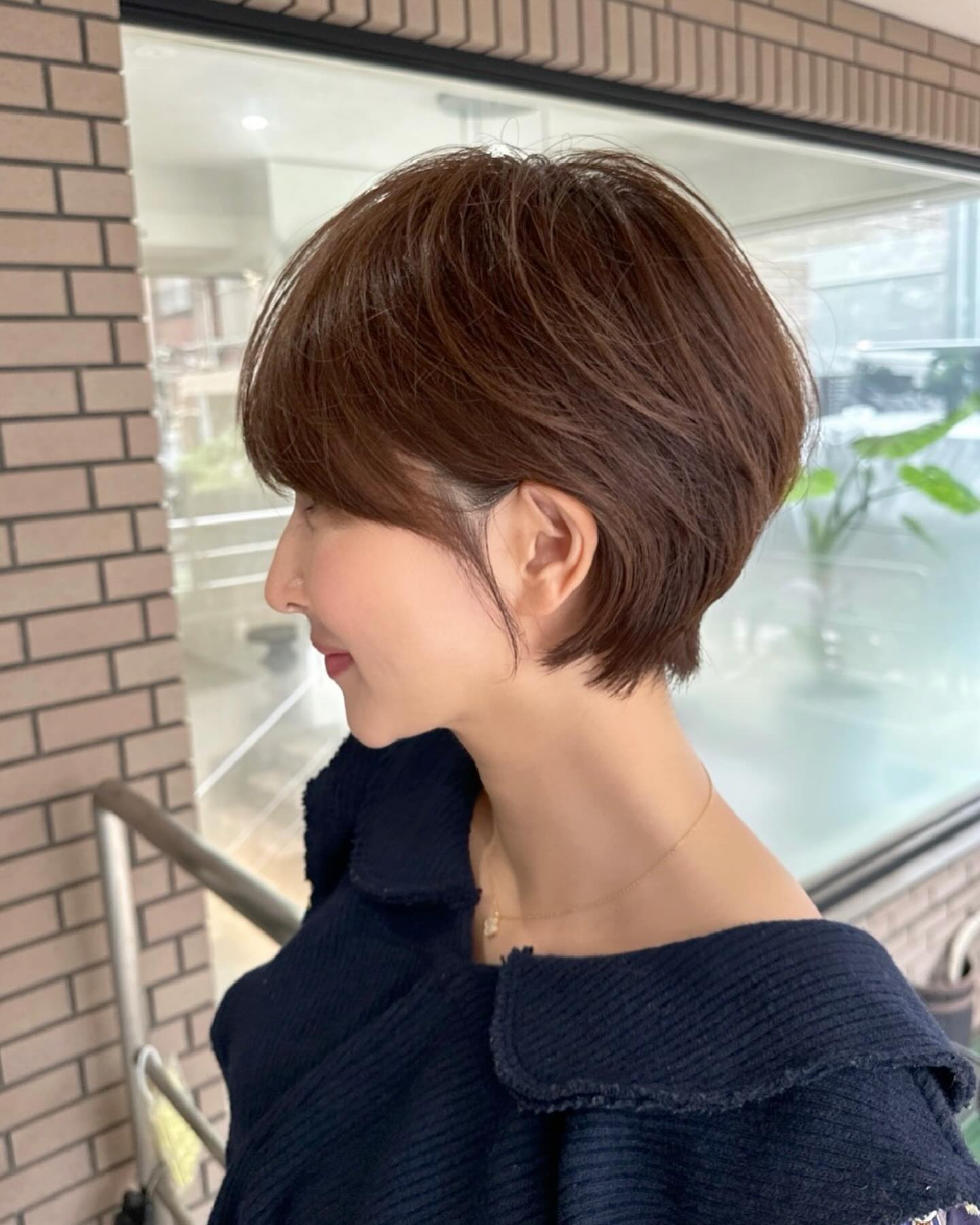 溫馨日常中的短發(fā)奇緣，愛的紐帶與最新發(fā)型圖片分享