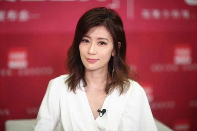 賈靜雯微博最新動態(tài)，關(guān)注與互動的步驟指南