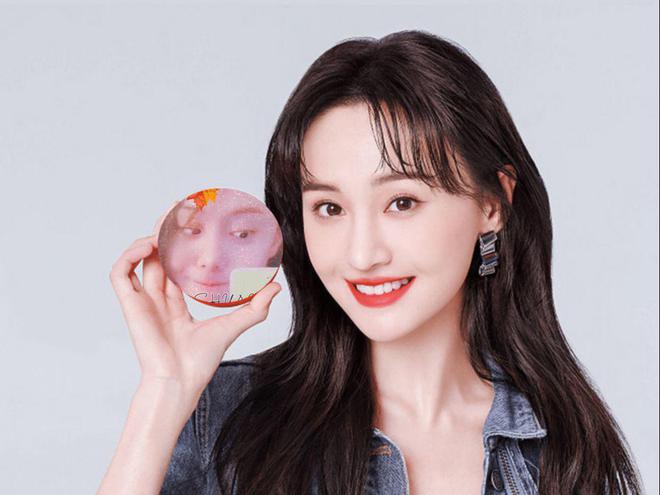 鄭爽2025最新動態(tài)，蛻變之路，自信照亮未來成就展望