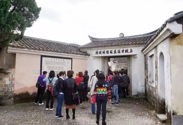 湖南南縣道場，科技革新之旅，體驗高科技魅力