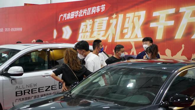 濟(jì)南最新車展，汽車行業(yè)盛宴全景呈現(xiàn)