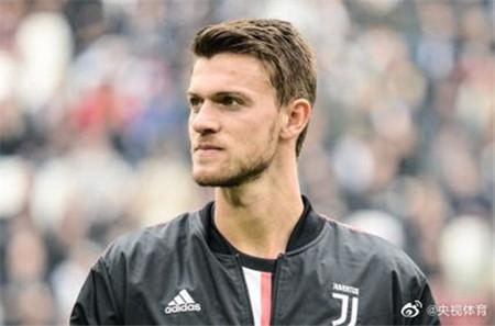 肺炎最新國際動態(tài)，變化中的學(xué)習(xí)之旅，成就感的源泉